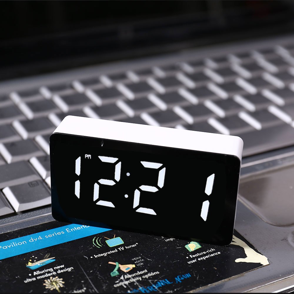 LED Electronic Watch Mirror Al – Electronics Gadgets For Home recenzja i cena